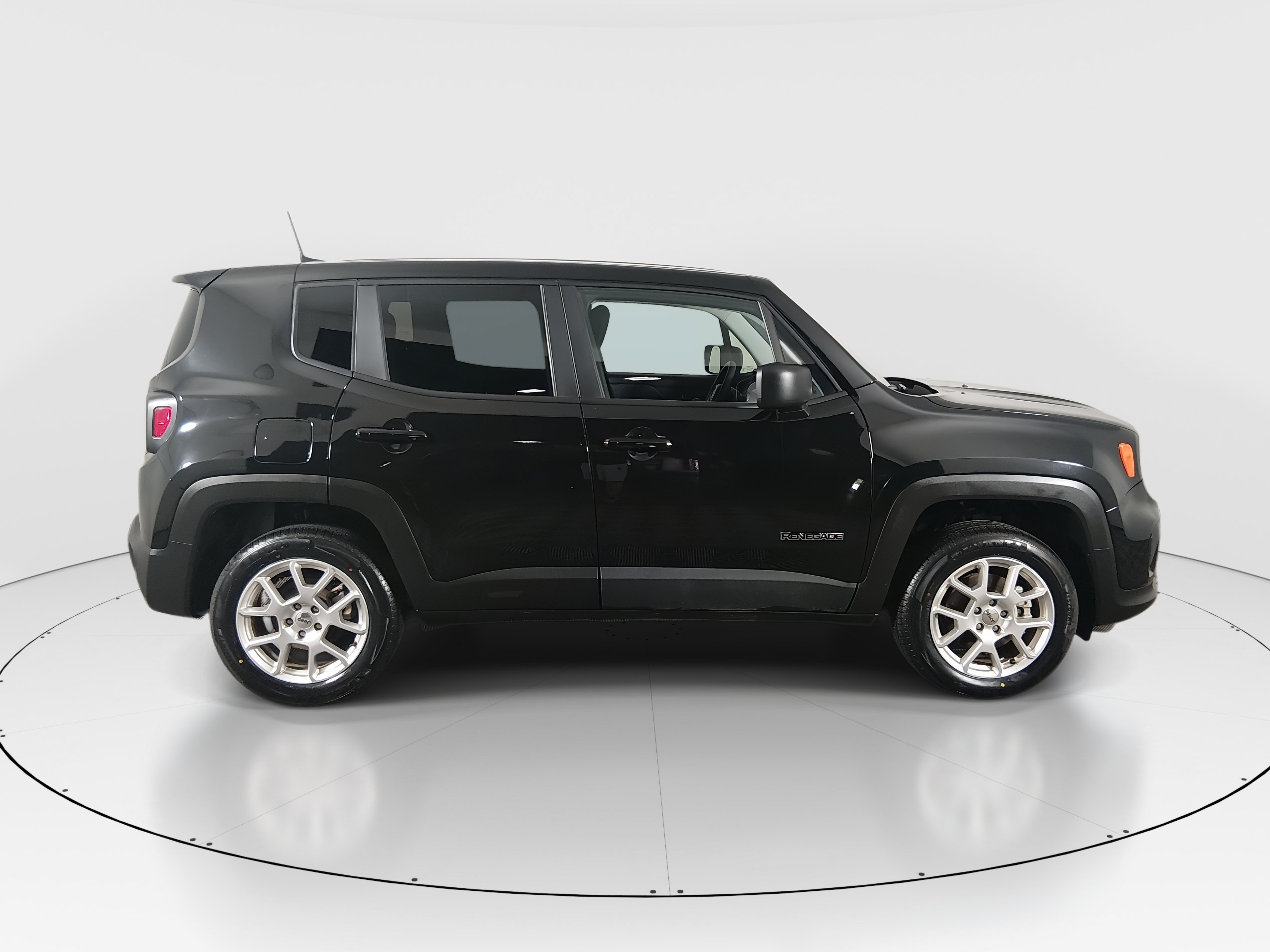 2023 Jeep Renegade Latitude - Photo 8