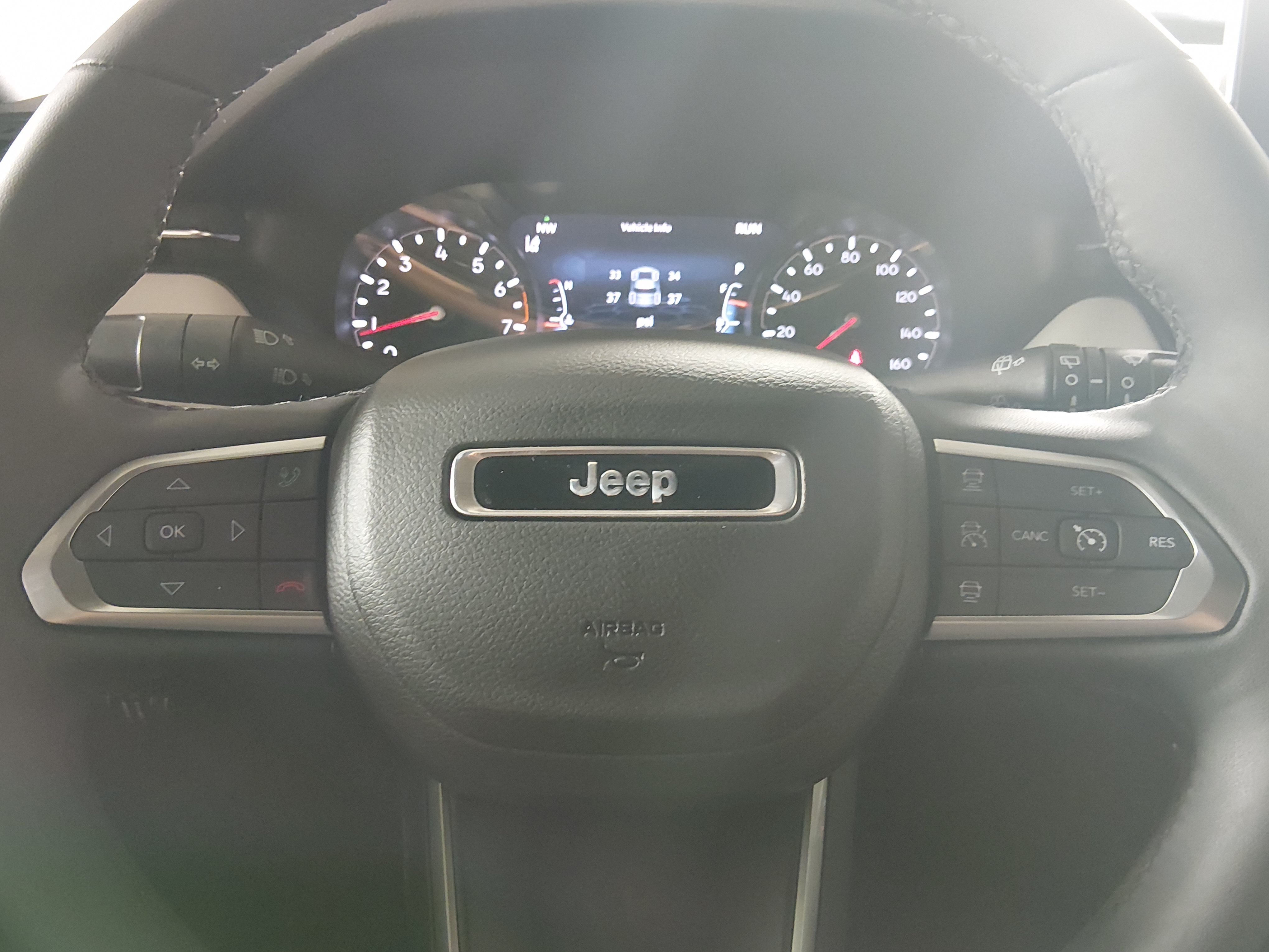 2025 Jeep Compass Limited - Photo 12