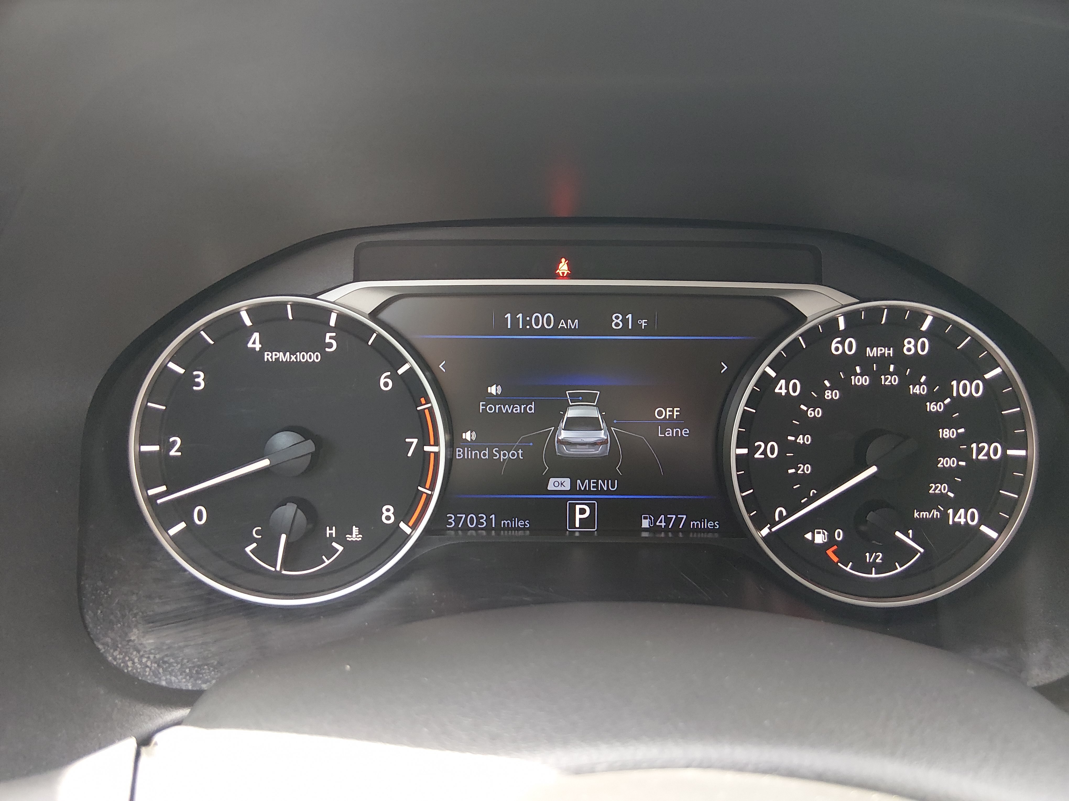 2025 Nissan Altima SV - Photo 14
