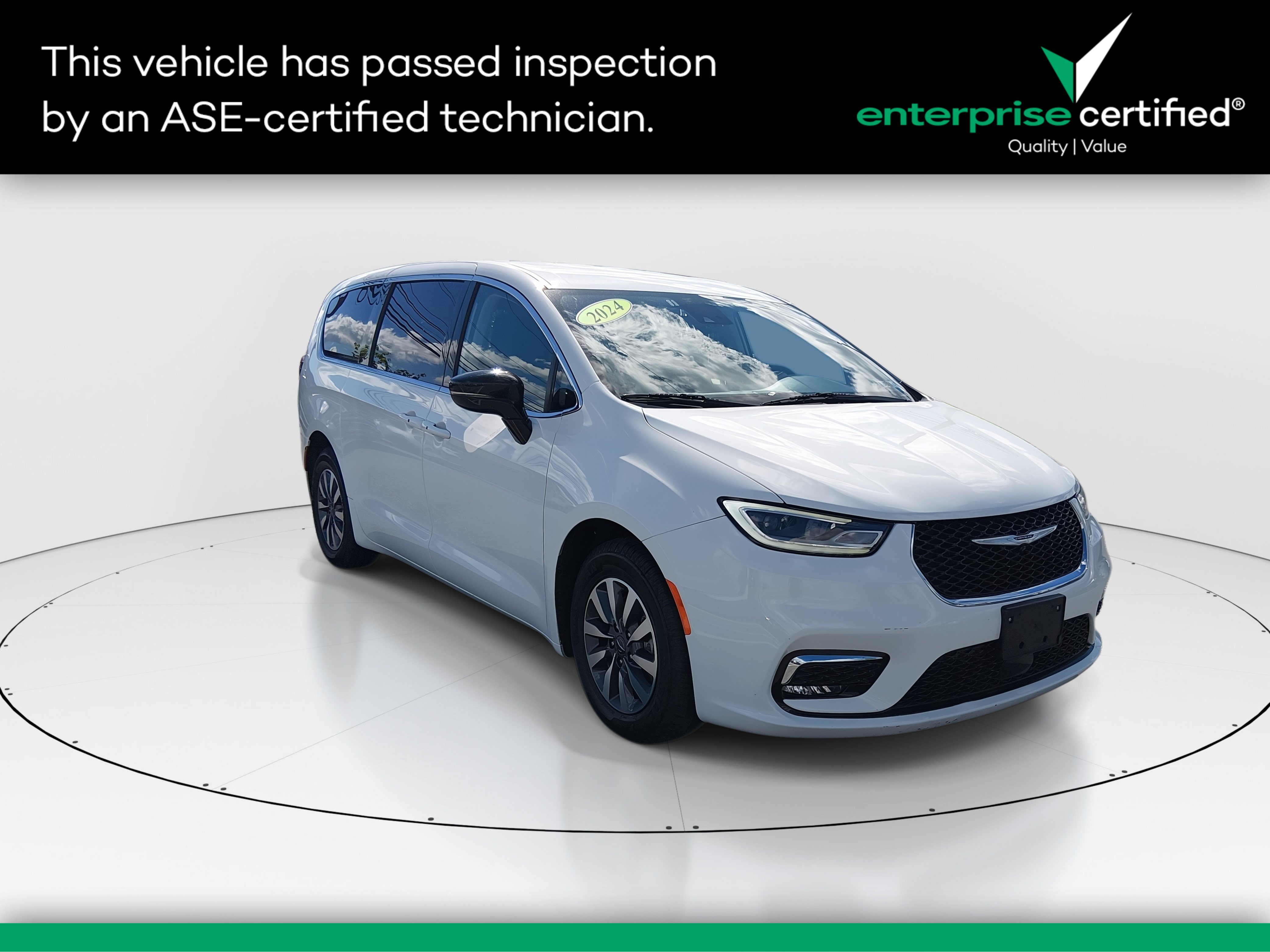 2024 Chrysler Pacifica PHEV