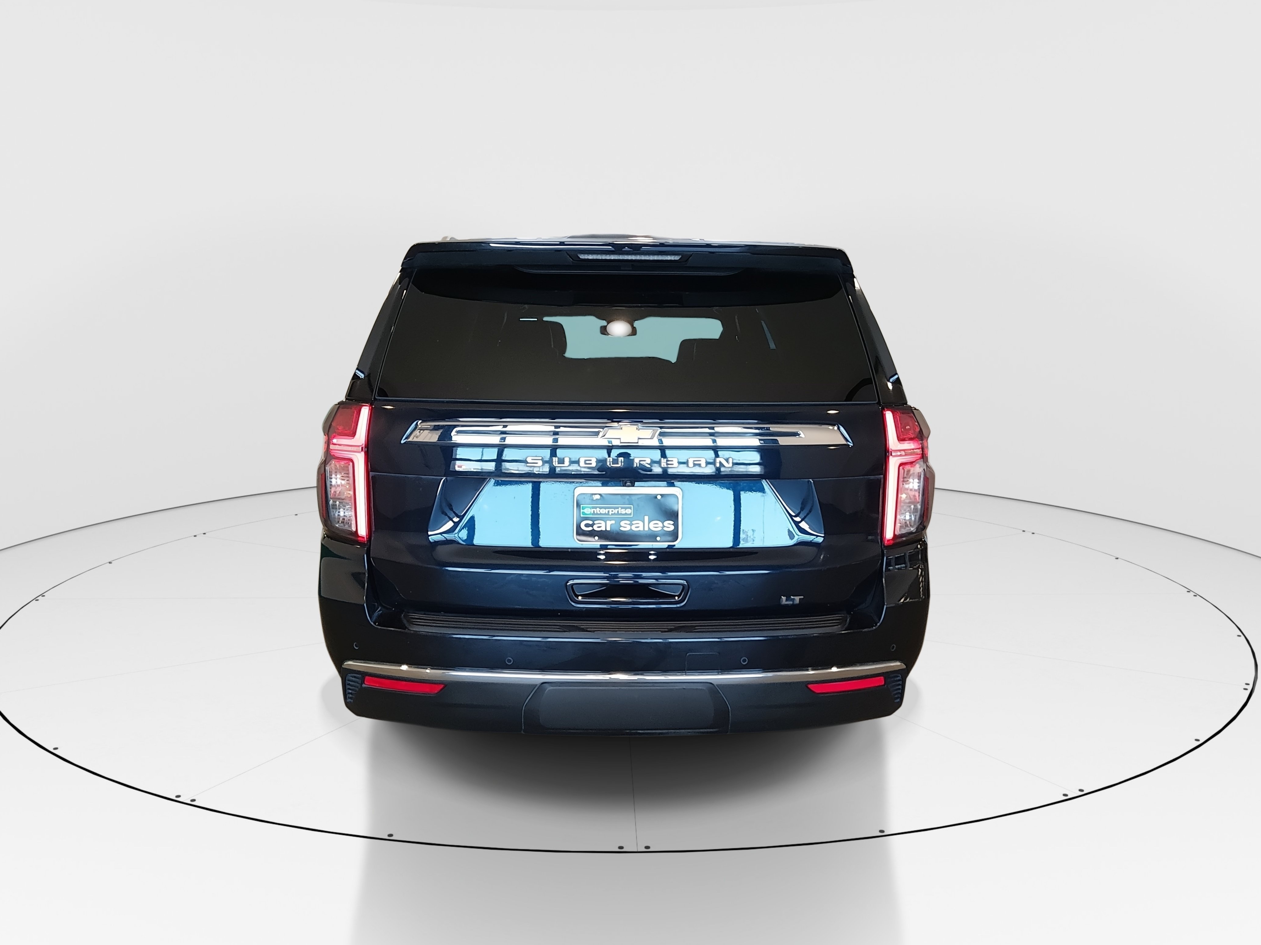 2024 Chevrolet Suburban LT - Photo 6