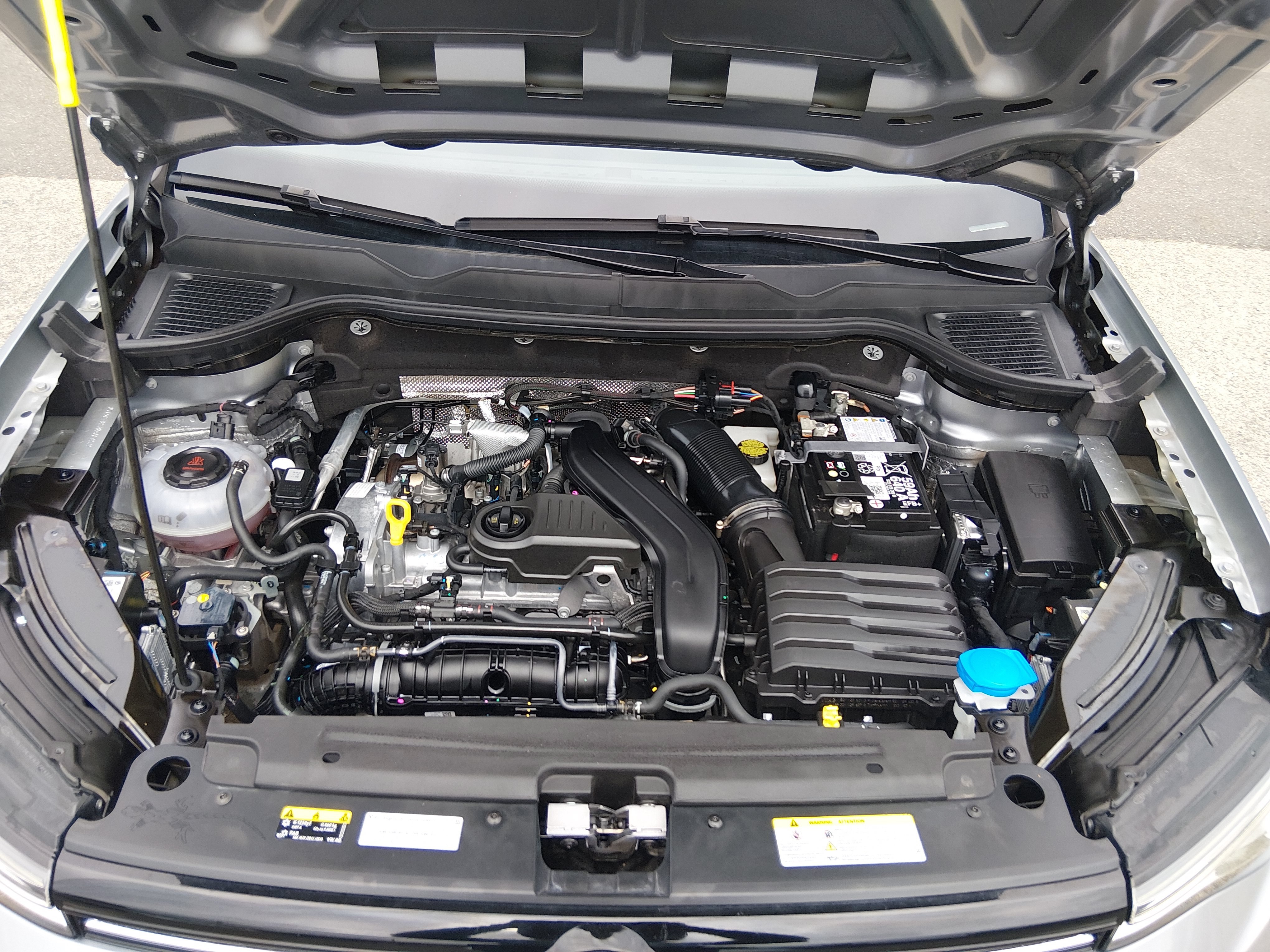 2025 Volkswagen Taos S - Photo 9