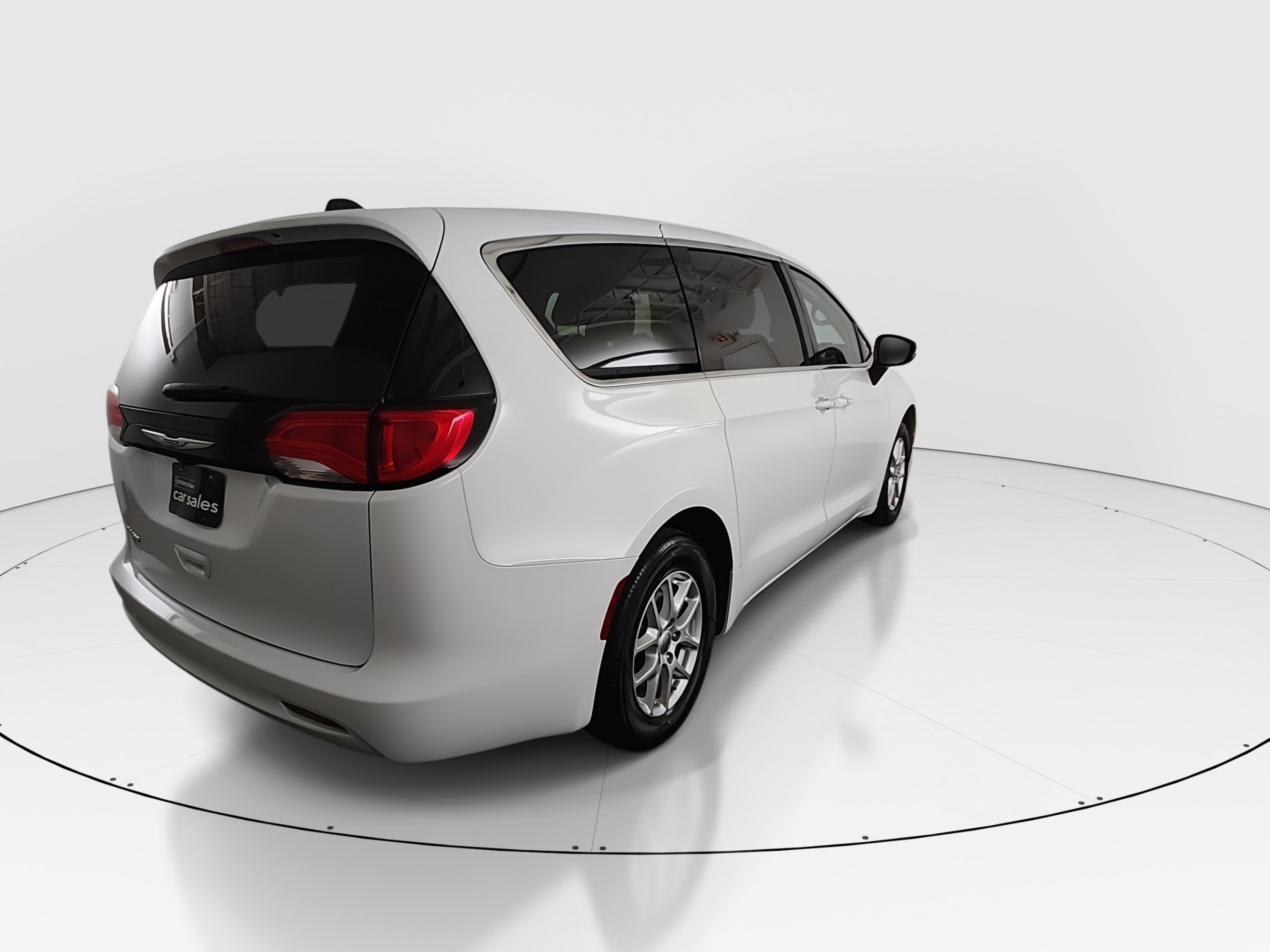 2022 Chrysler Voyager LX - Photo 7