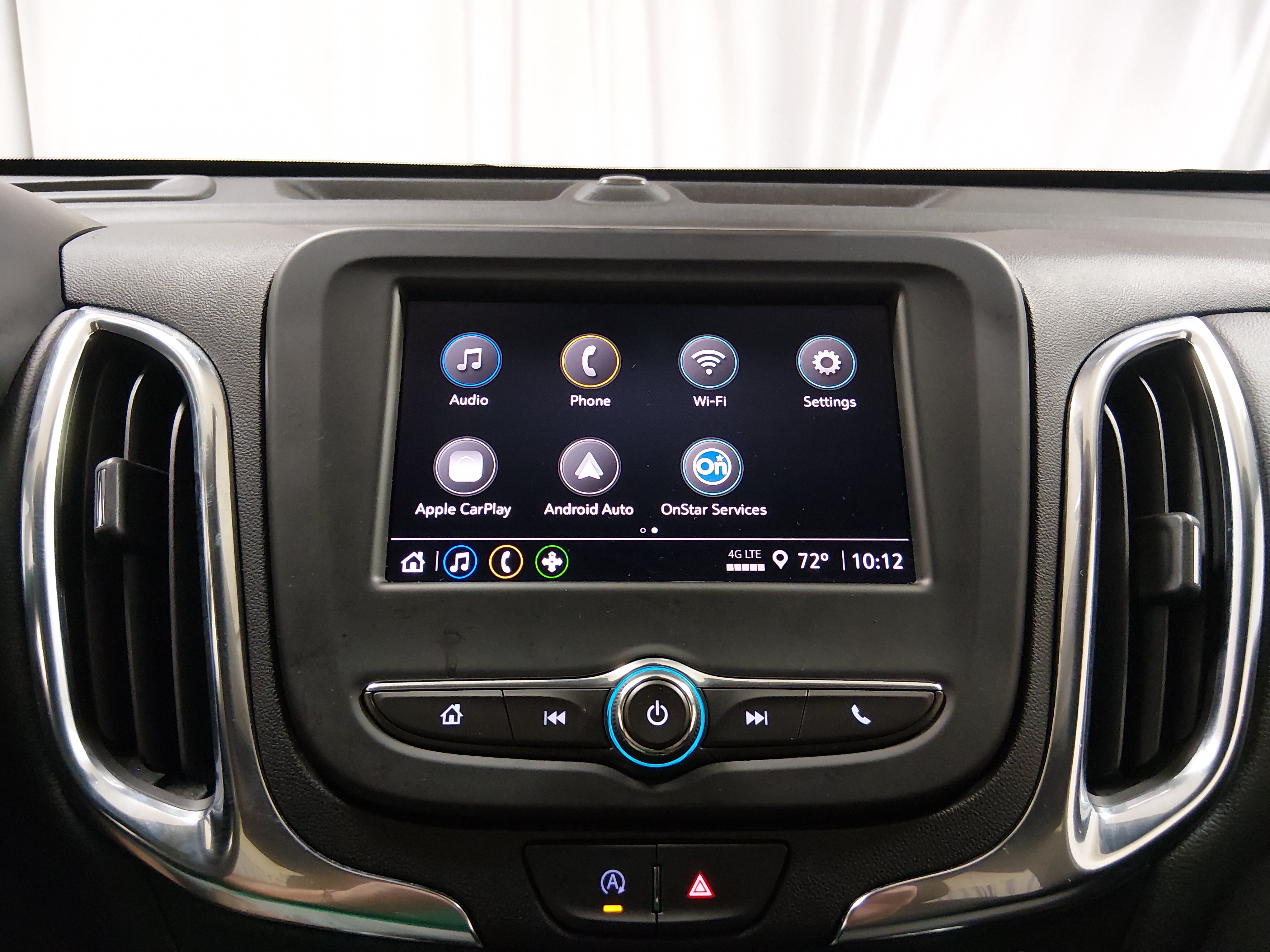 2024 Chevrolet Equinox LT - Photo 17