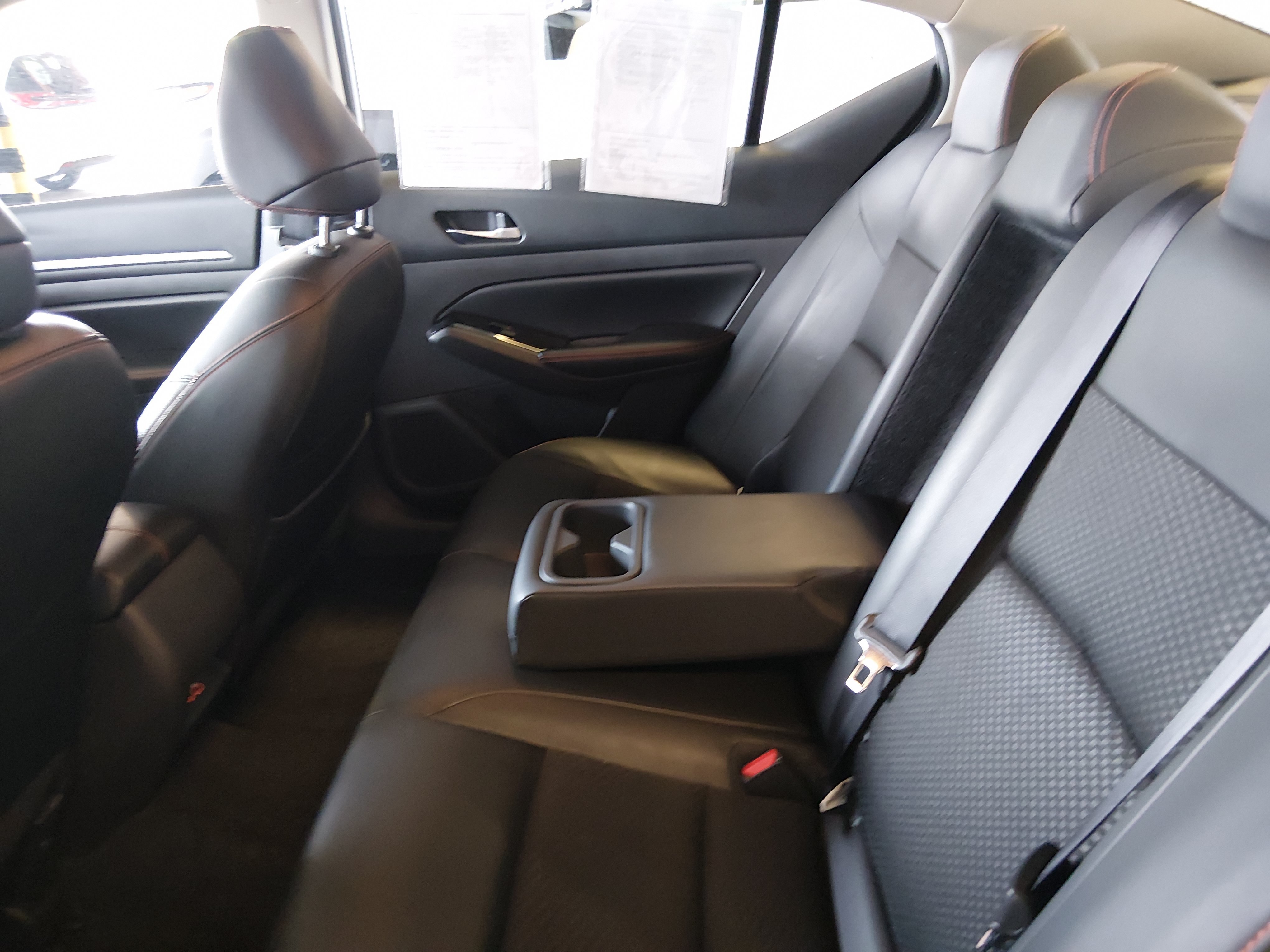 2024 Nissan Altima SR - Photo 19