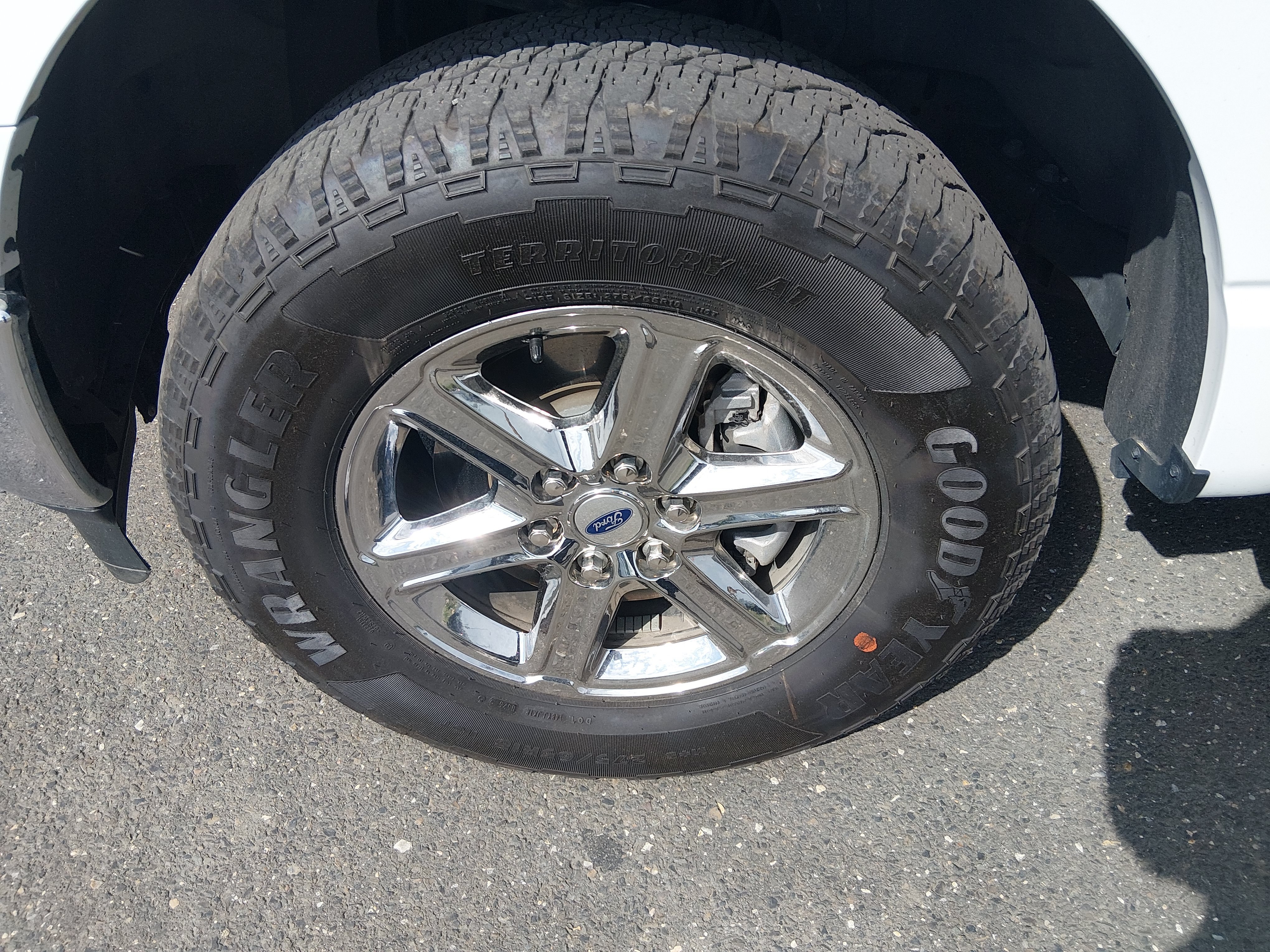2025 Ford F-150 XLT - Photo 10