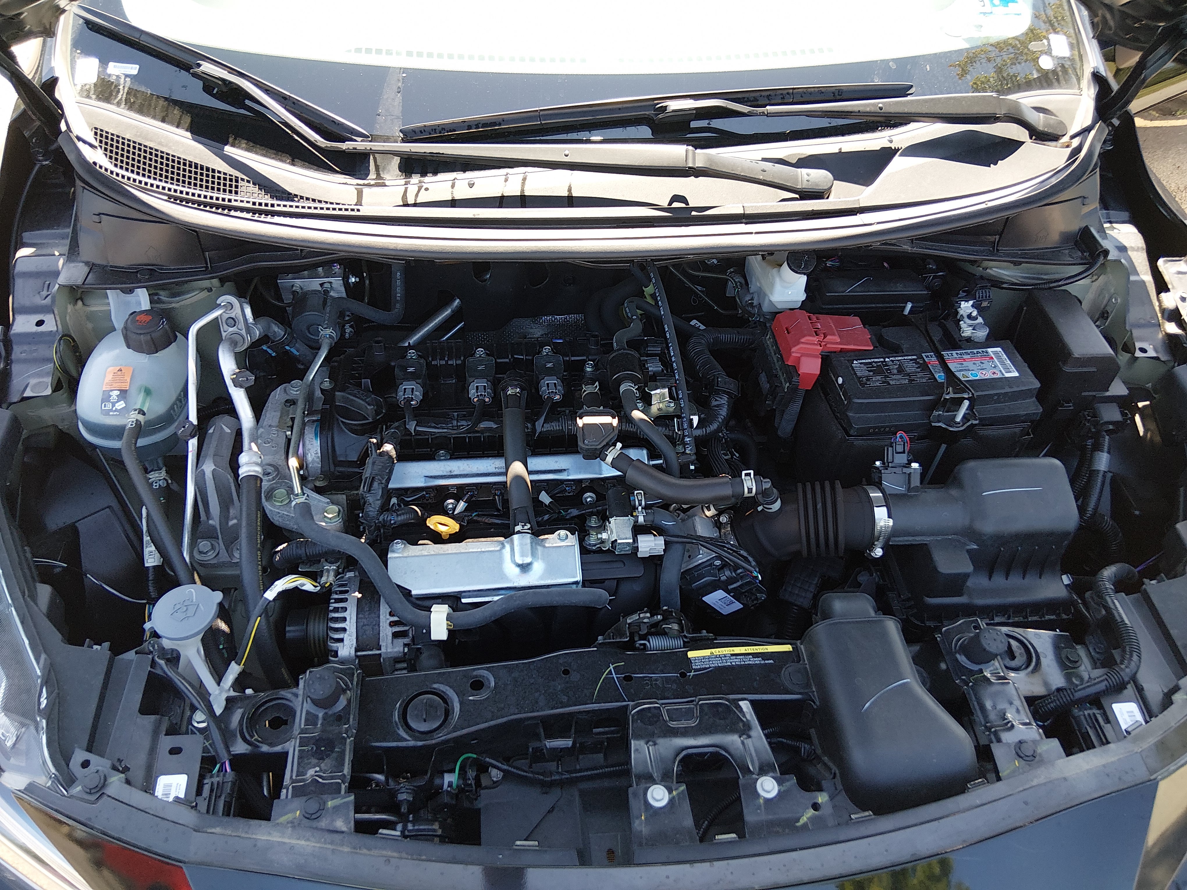 2025 Nissan Versa Sedan SV - Photo 9