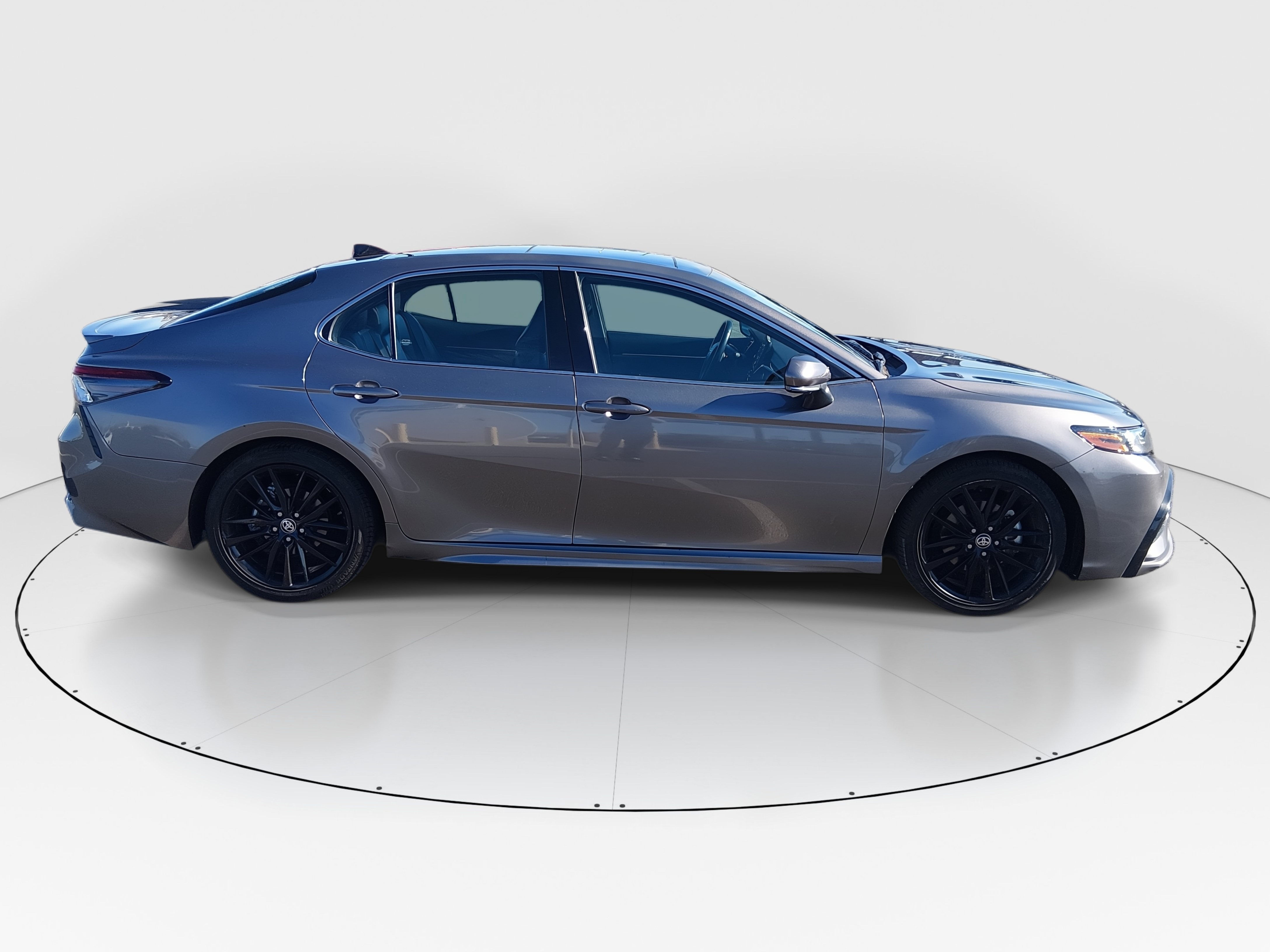 2024 Toyota Camry XSE - Photo 8