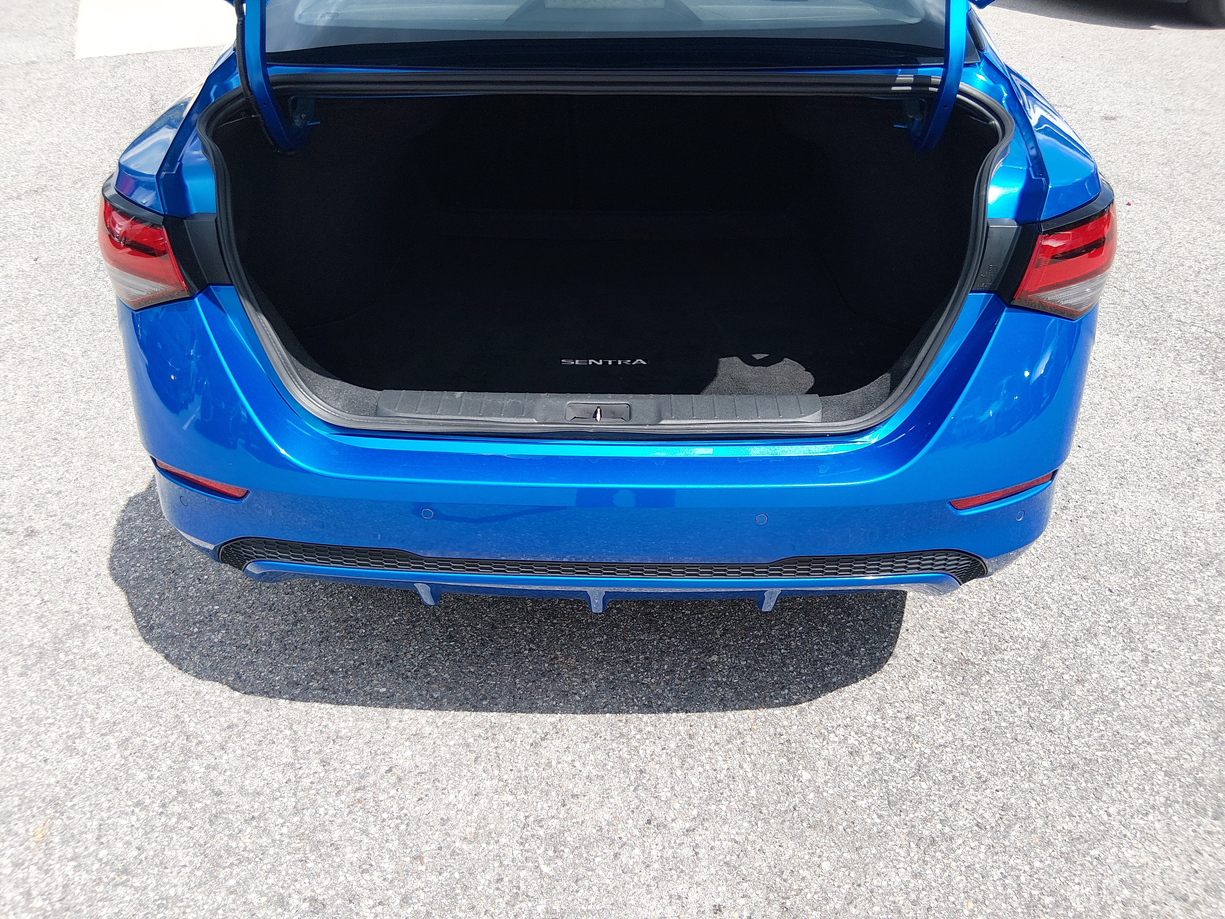 2024 Nissan Sentra SV - Photo 11