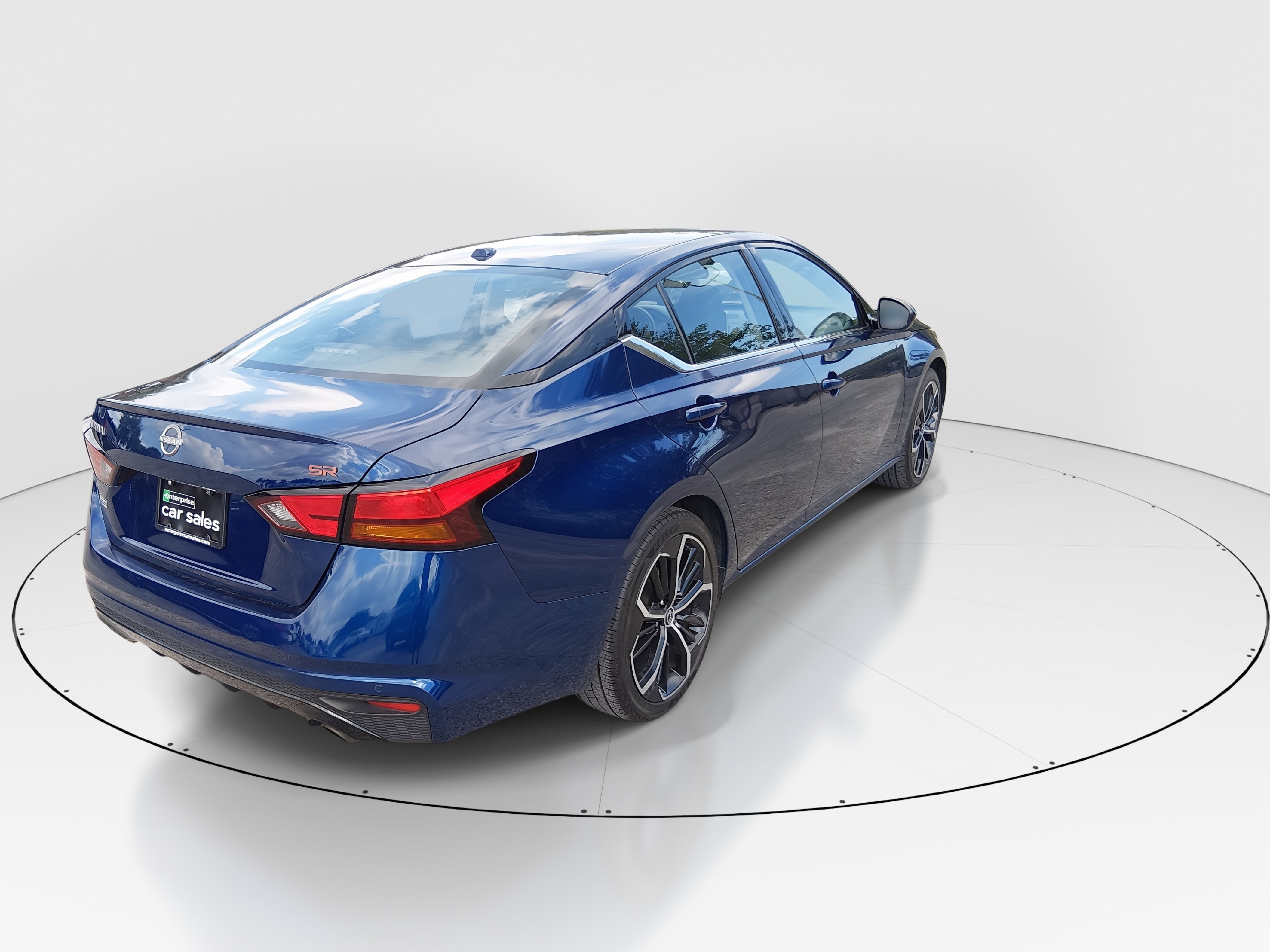 2024 Nissan Altima SR - Photo 7