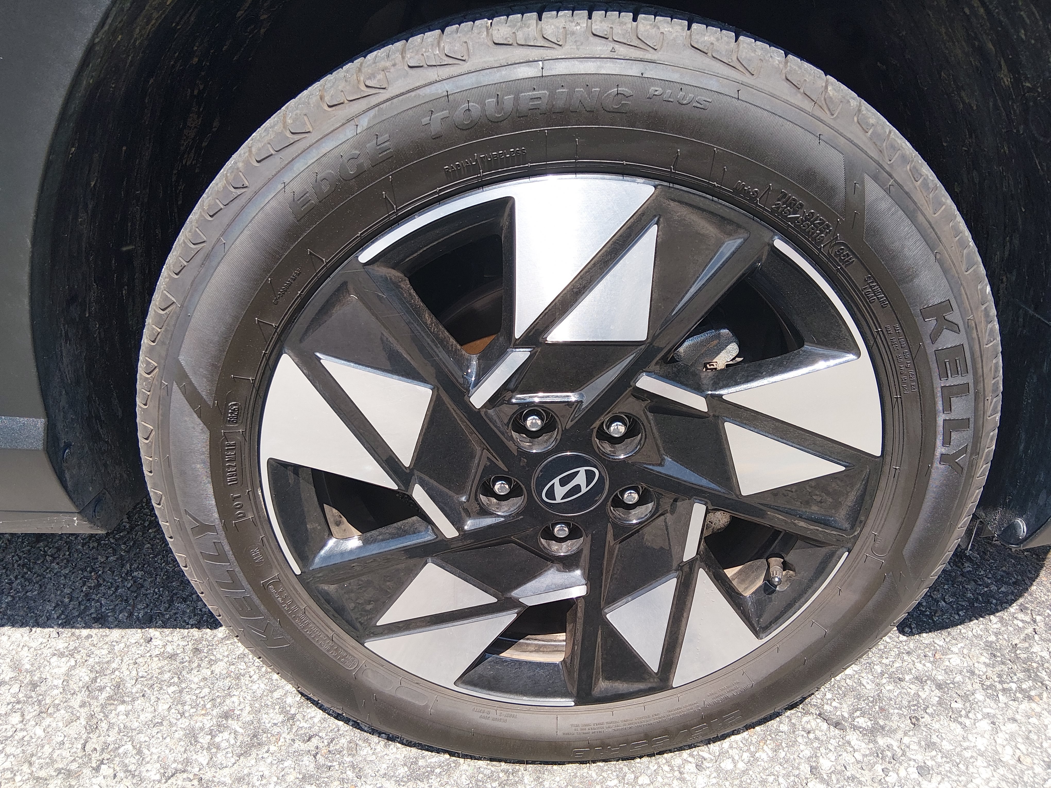 2025 Hyundai Kona SEL - Photo 10