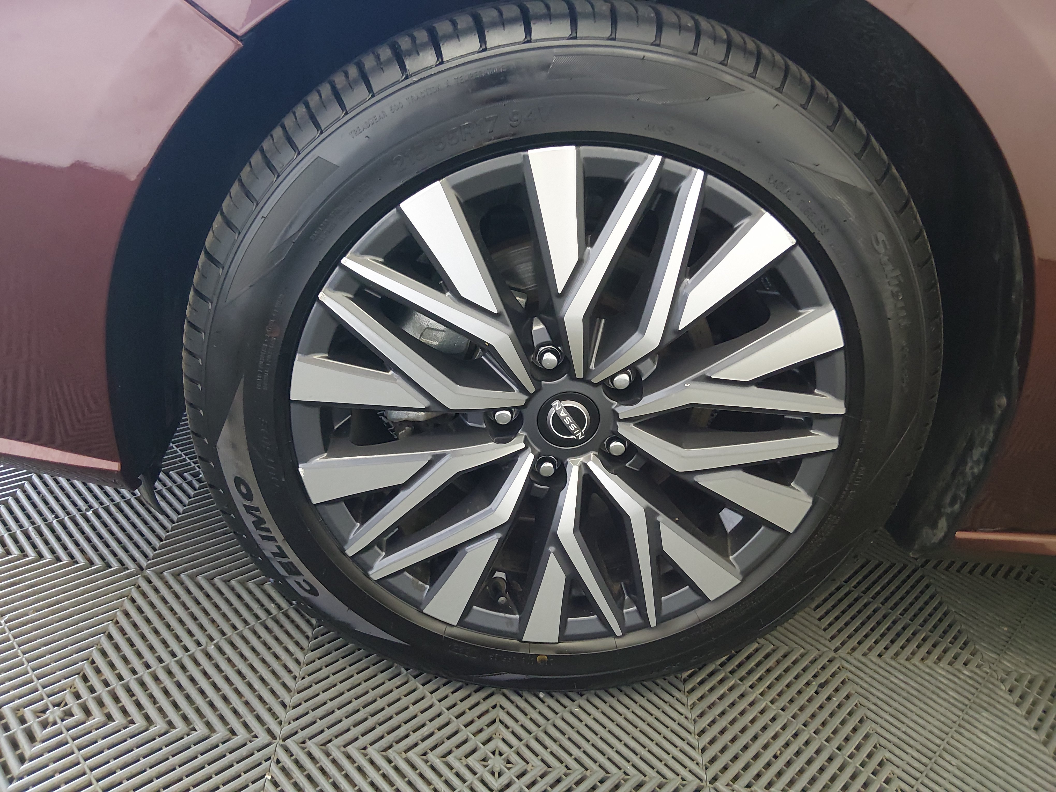 2024 Nissan Altima SV - Photo 10