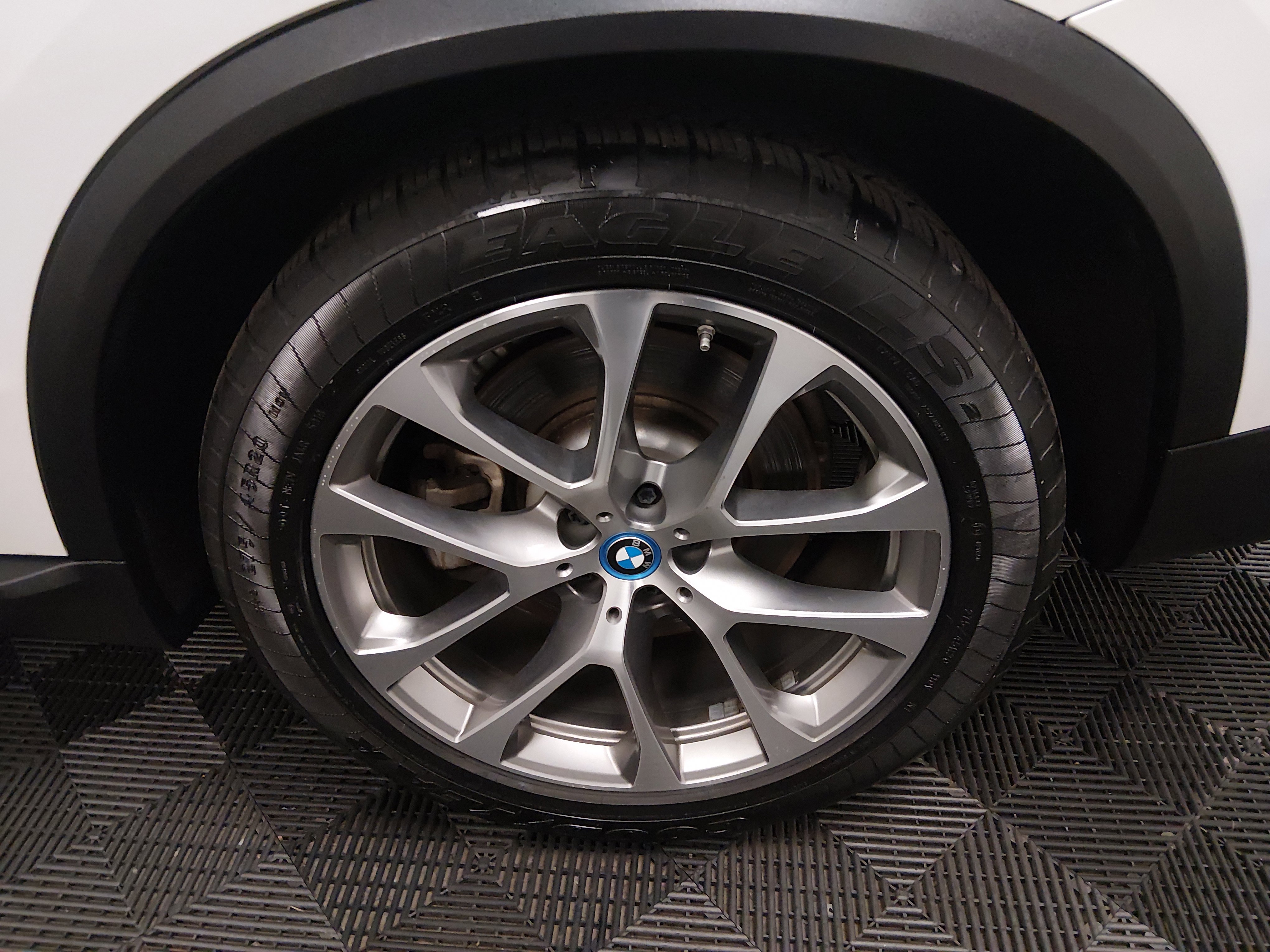 2025 BMW X5 50e - Photo 10