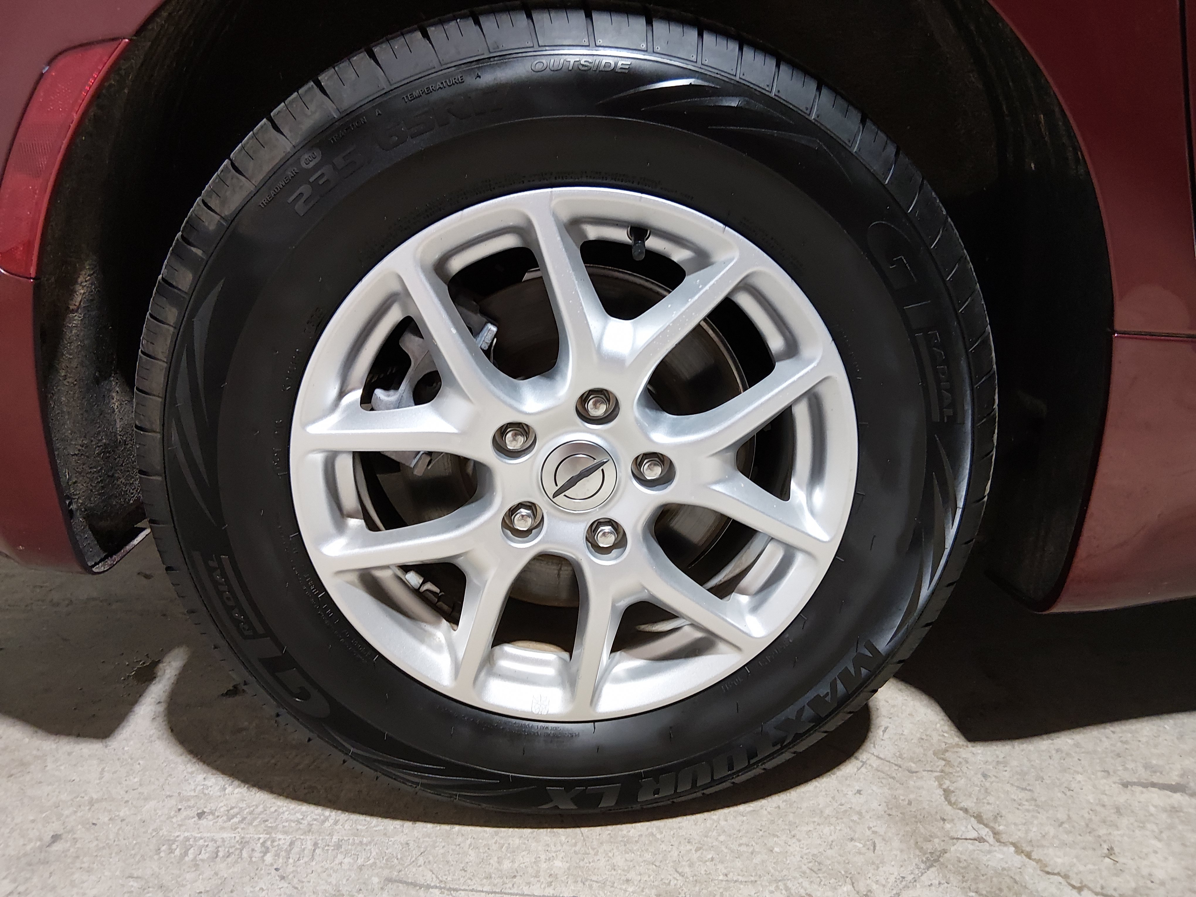 2023 Chrysler Voyager LX - Photo 10
