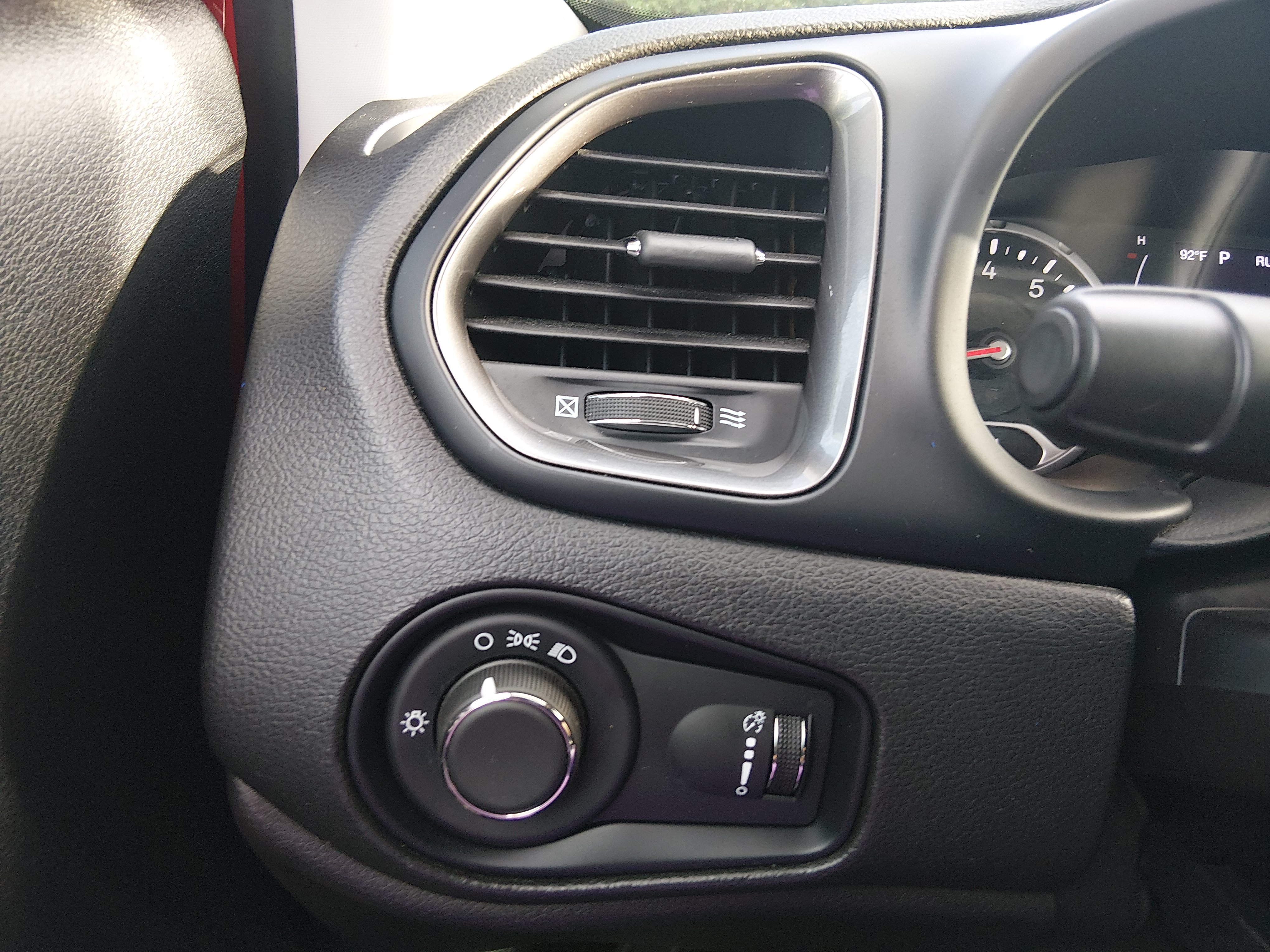 2023 Jeep Renegade Latitude - Photo 13