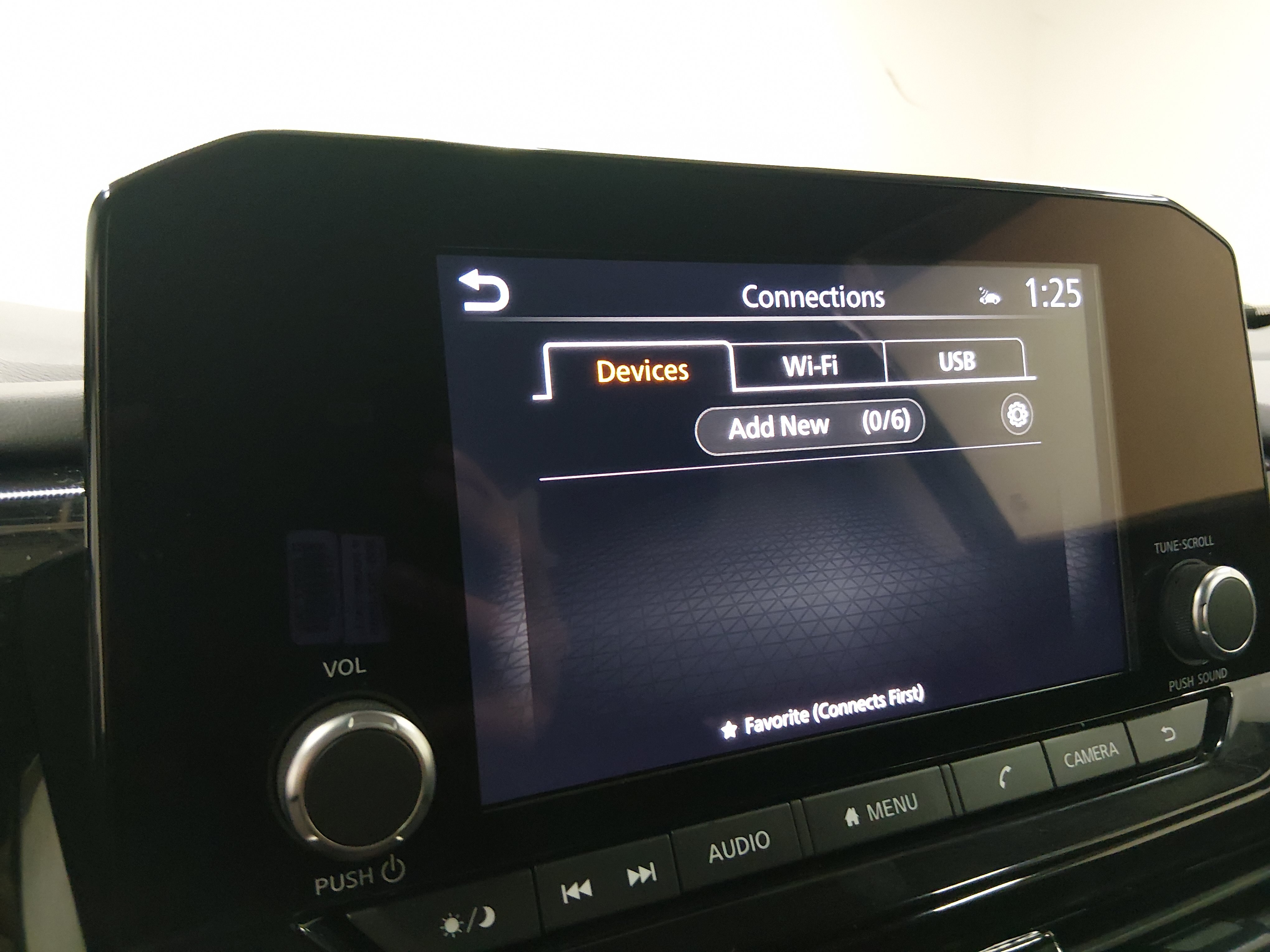 2025 Nissan Pathfinder SV - Photo 21
