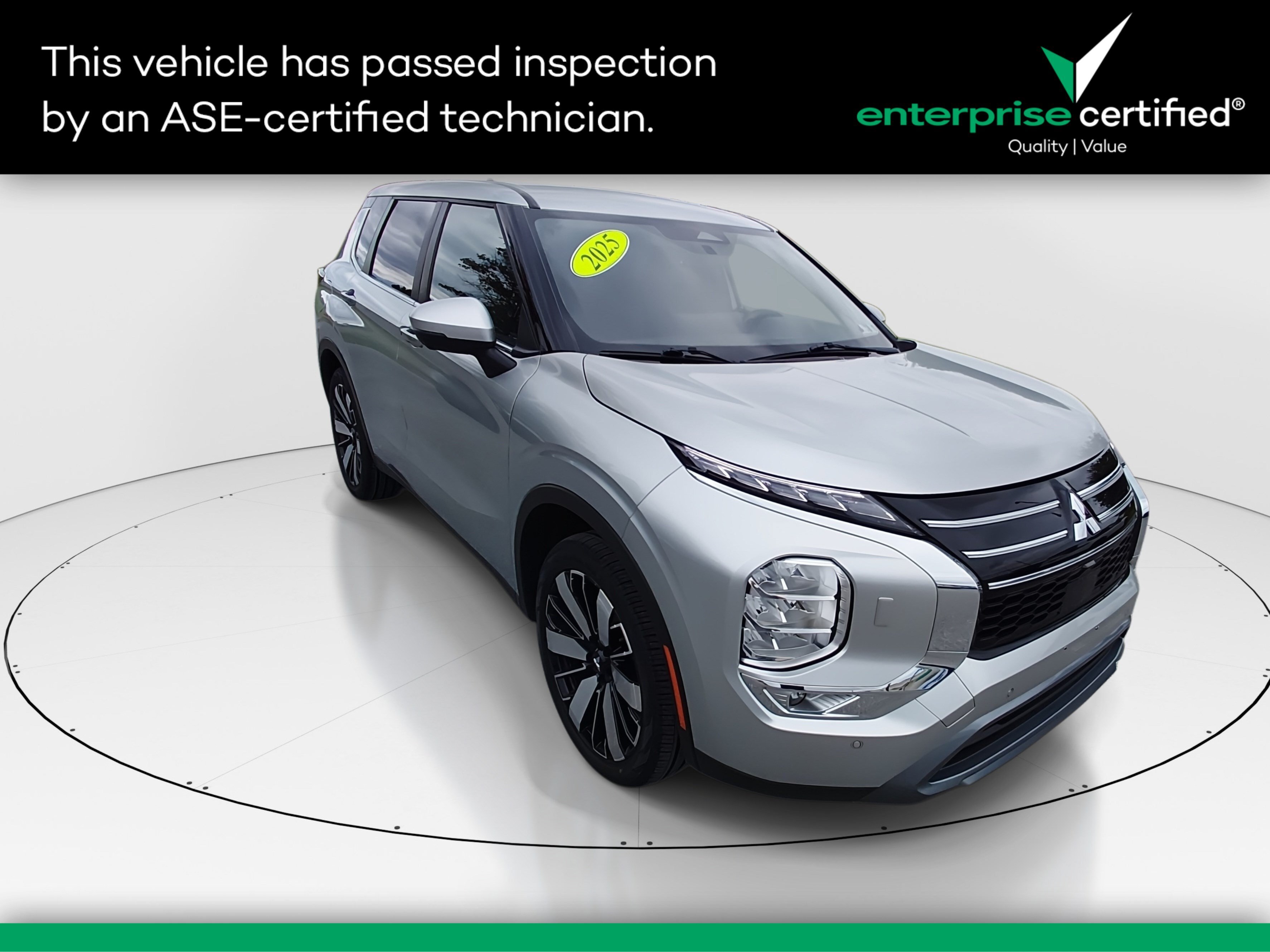 2025 Mitsubishi Outlander SE