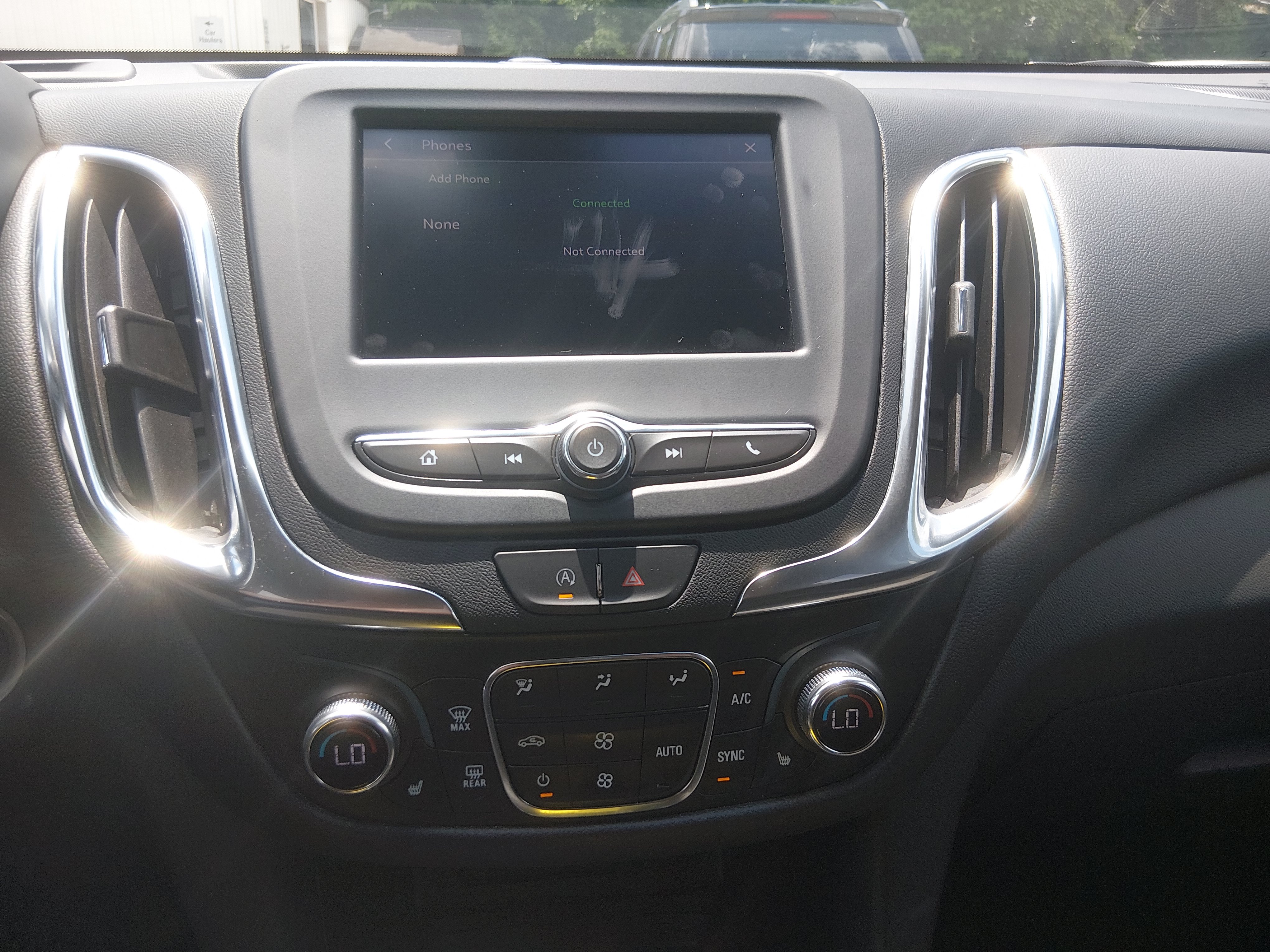 2024 Chevrolet Equinox LT - Photo 13