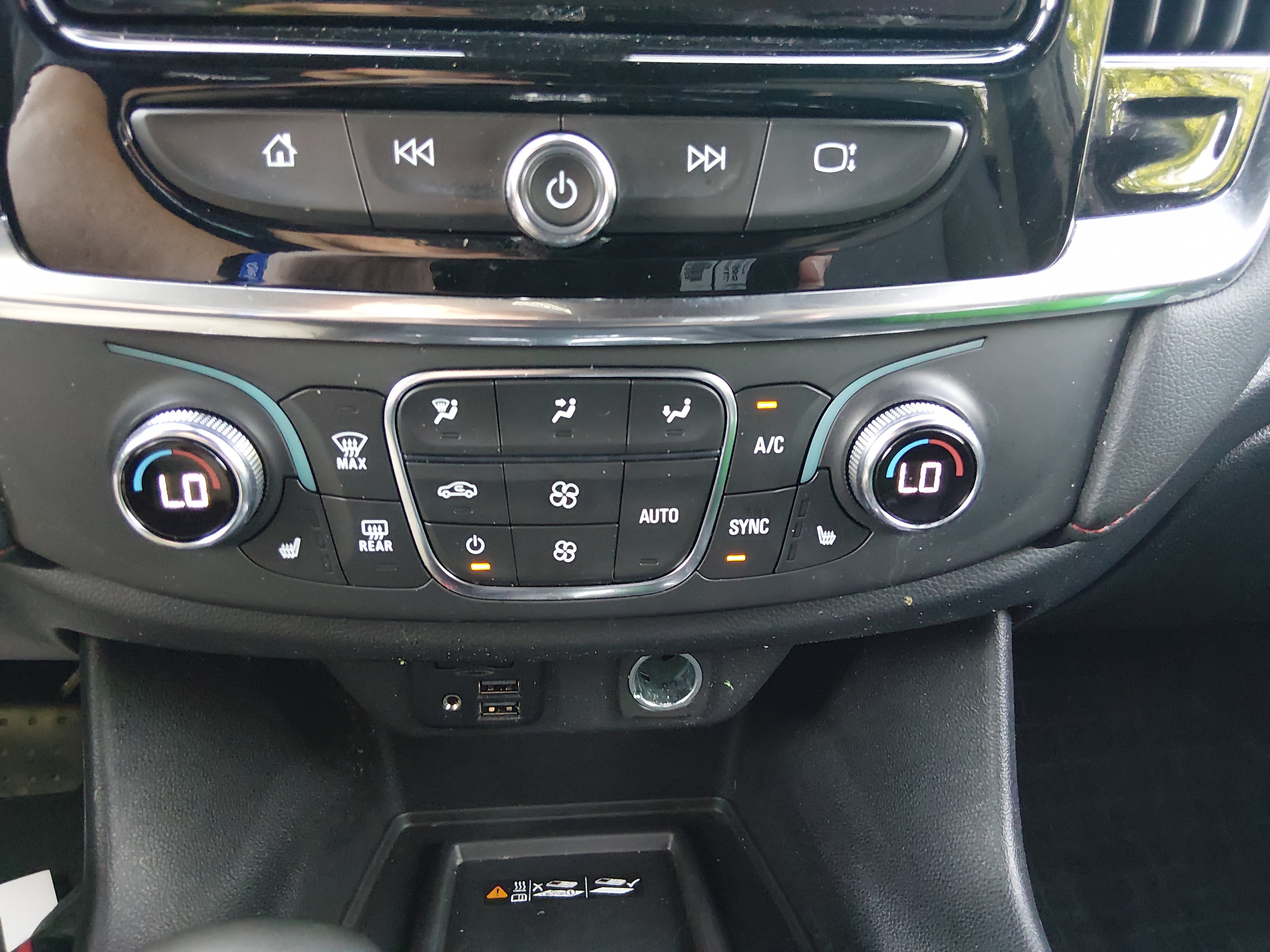 2023 Chevrolet Traverse RS - Photo 13