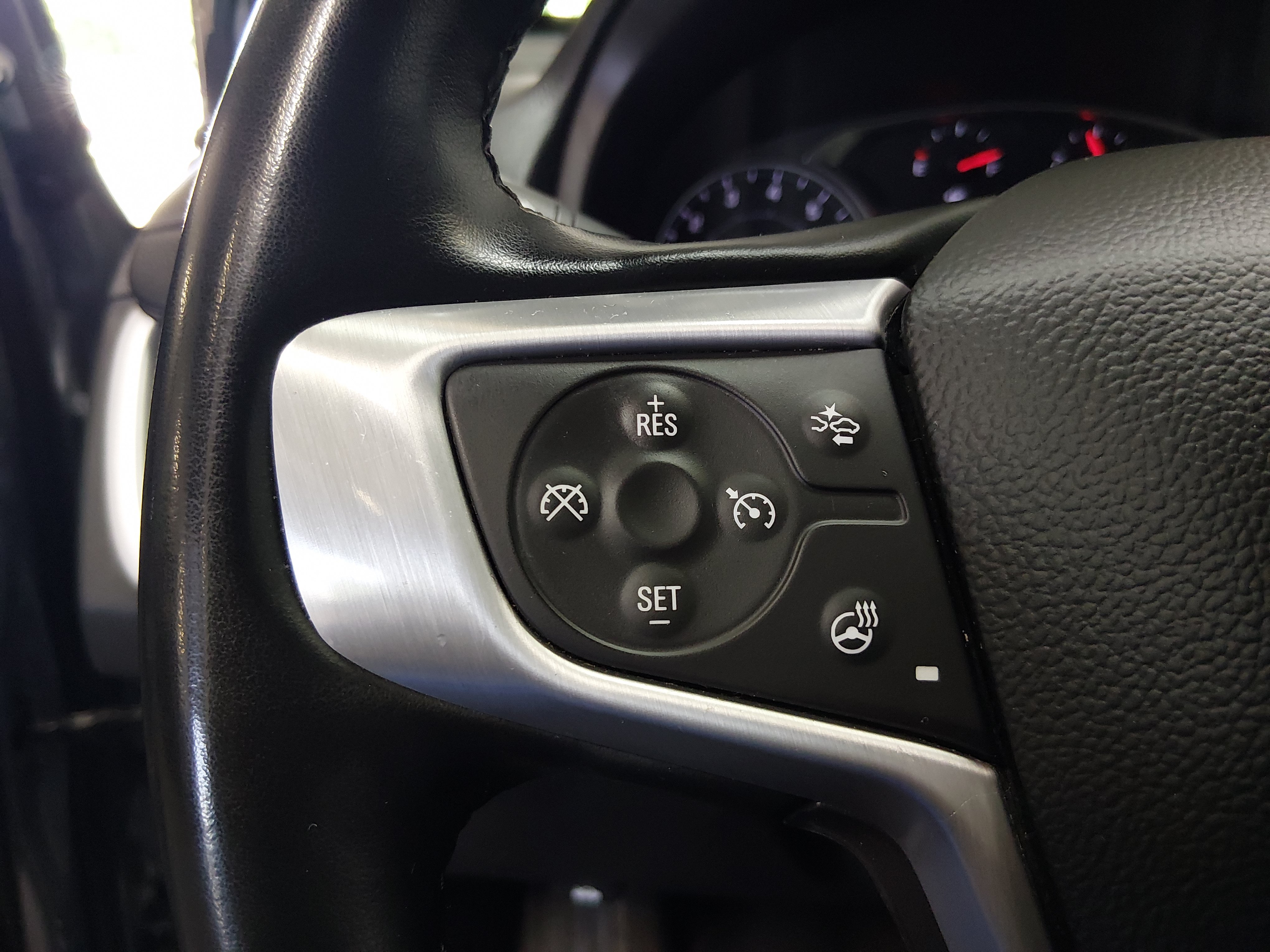 2024 GMC Terrain SLT - Photo 12