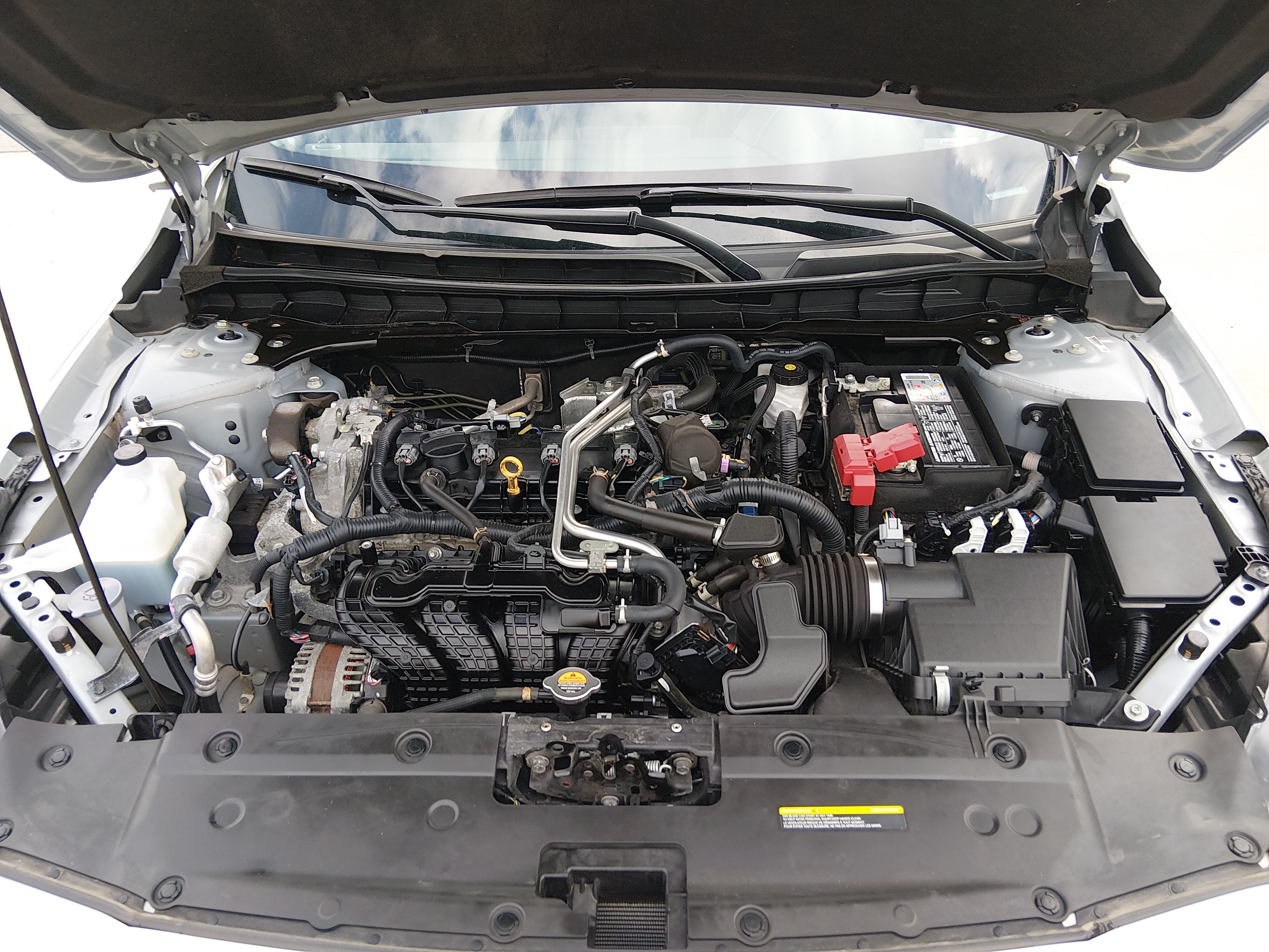 2024 Nissan Altima SR - Photo 9