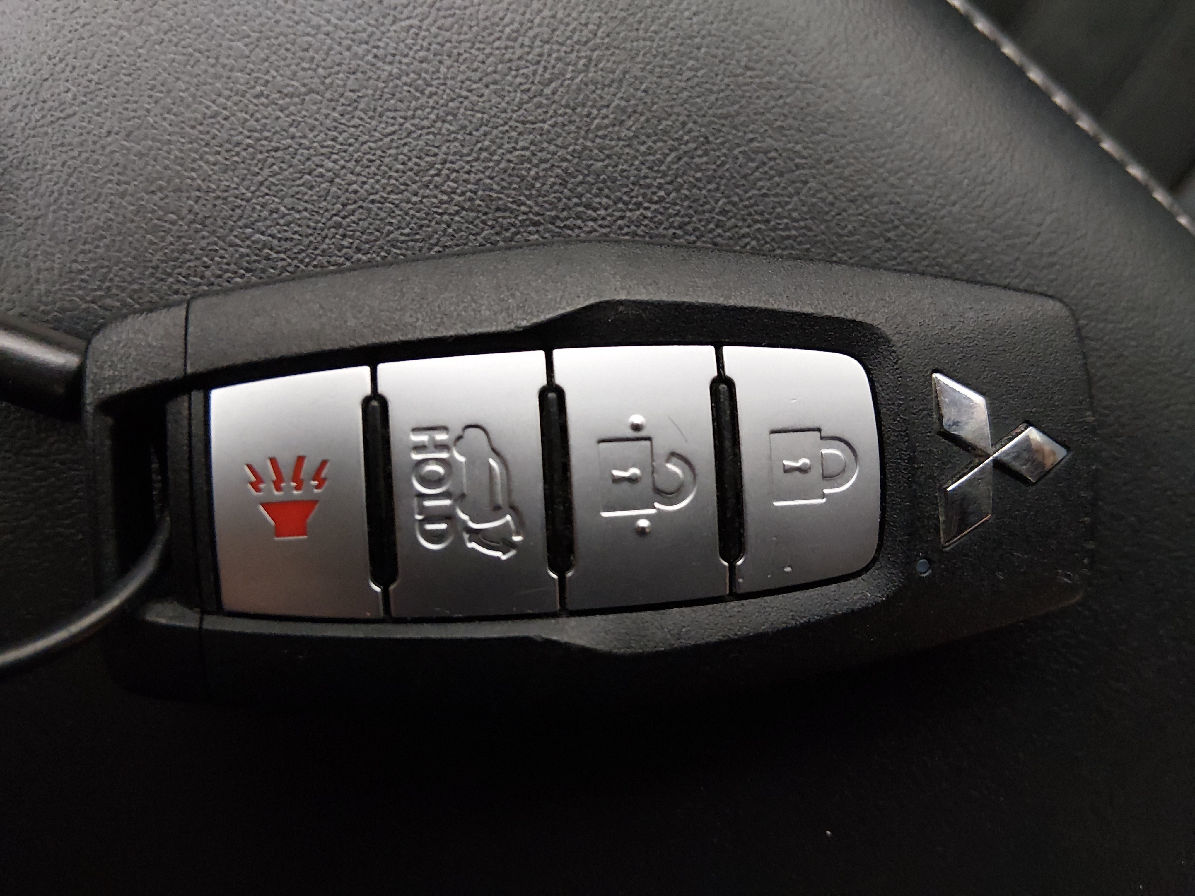 2024 Mitsubishi Outlander SE - Photo 15