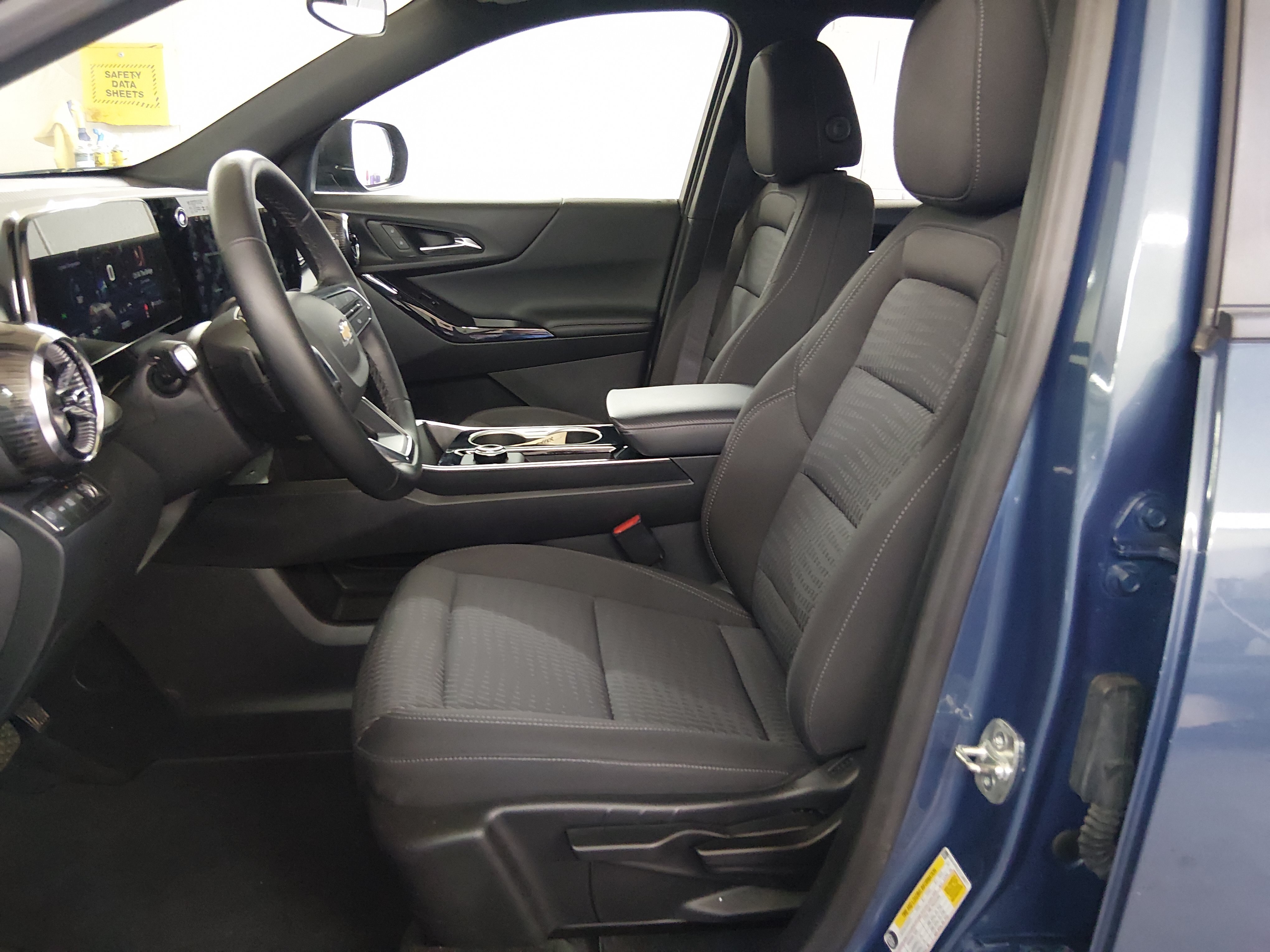 2026 Chevrolet Equinox LT - Photo 20